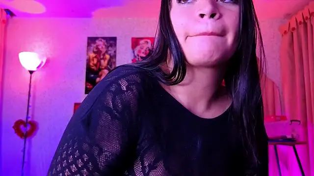 manelike_ live XXX chat