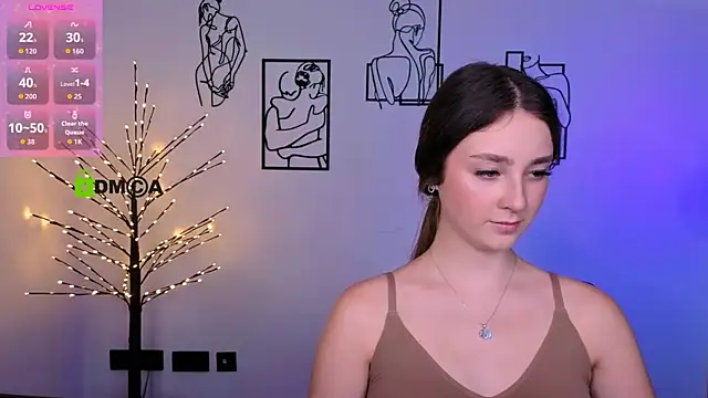 Show modela flora_ri na web-kameri