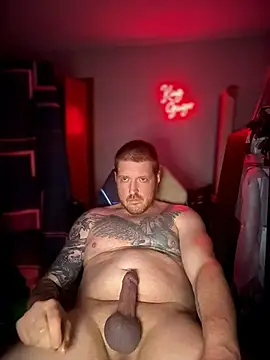 CloudyKingG Show in webcam