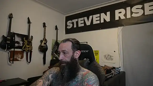 Chat XXX en directo de StevenRiseNYC