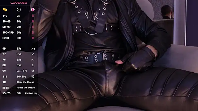 XXX chat uživo modela MarkWalker__