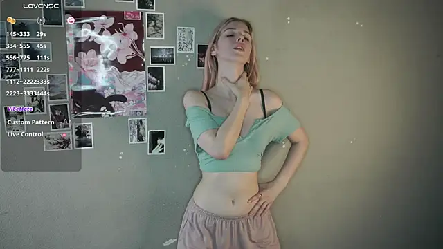 ElaineBerum's Webcam Show