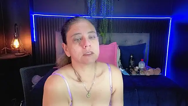 sasi_luna – Live XXX-chat