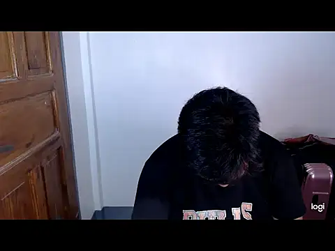 Show modela cutejohn na web-kameri