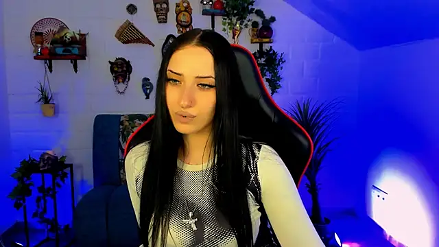 MonicaLowes' Live XXX Chat