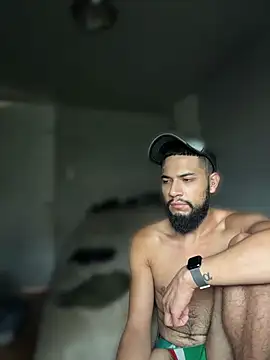 Show modela chamelit00 na web-kameri