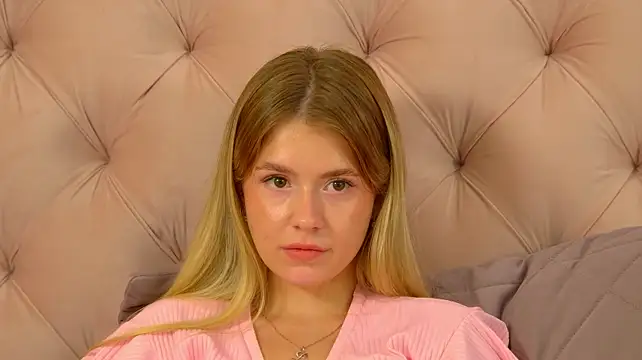 MilanaBalmain: онлайн-секс-чат