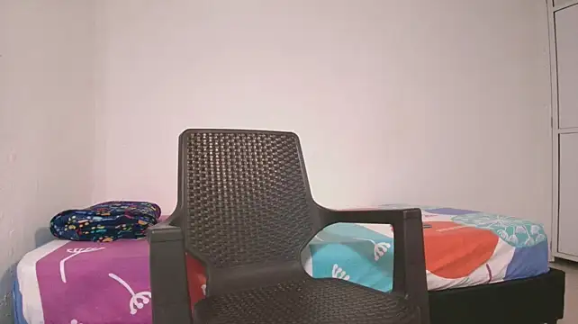 دردشة k_florez الجنسية المباشرة