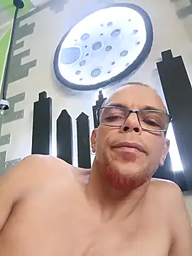 Czat XXX na żywo – Charly_BC_Dirty