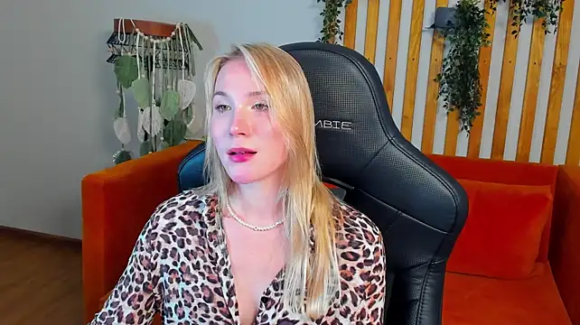 Chat XXX Live ElaraVoltage