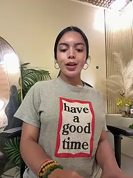TS-SimplyTheBest's Live XXX Chat