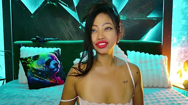 ElyaQuinn Chat XXX live