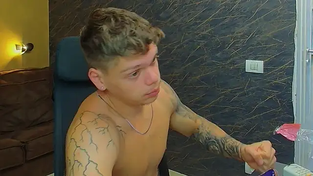 Онлайн чат XXX NicoTroy