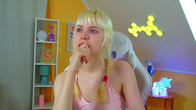 HannahHollis 라이브 XXX 채팅