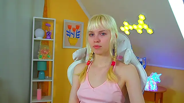 دردشة HannahHollis الجنسية المباشرة