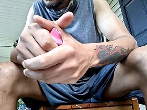 Czat XXX na żywo – ThrowedWorldWide