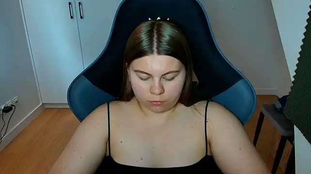 AbbyLuxee: απευθείας συνομιλία ΧΧΧ