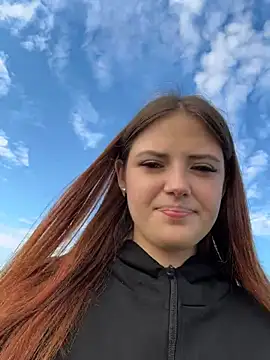 XXX chat uživo modela RubyRiot
