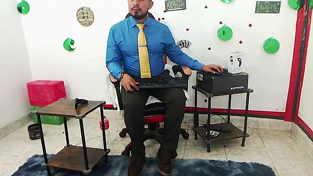 Živý XXX chat KalethBigDick