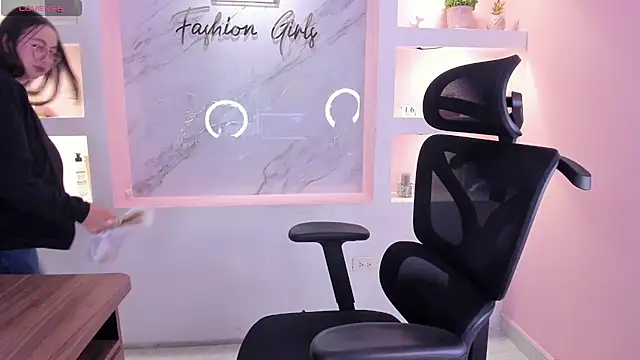 SarahCastro1_ 现场XXX聊天