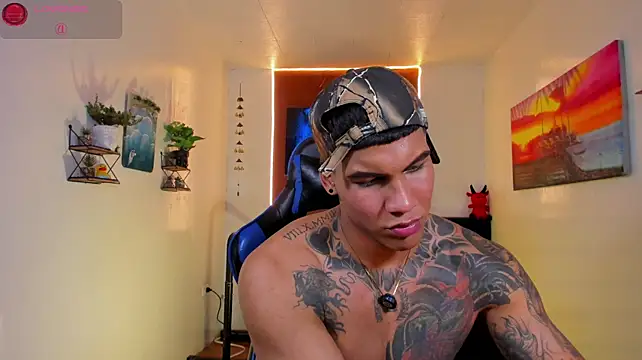 Damian_latinxxx Webcam Show