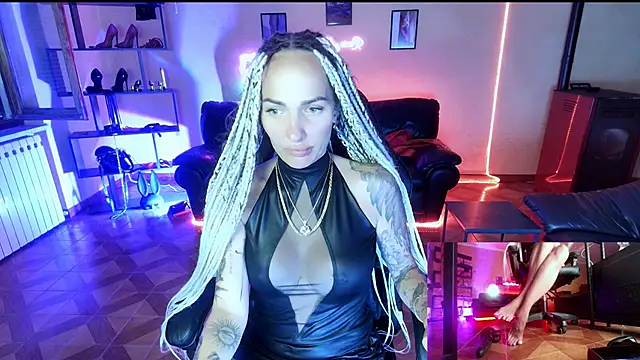 Monicamaxwell Webcamshow