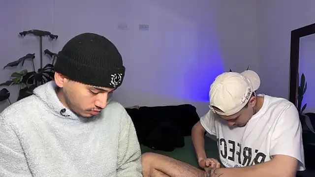 Noah_and_Steven Live XXX Chat