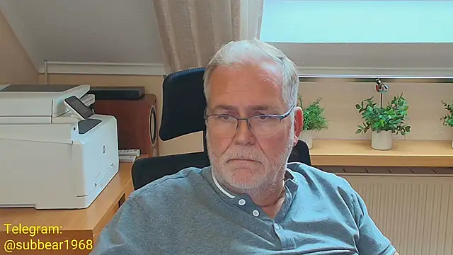 subbear1968 Pertunjukan Webcam