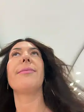 צ'אט XXX בשידור חי של eveangelll