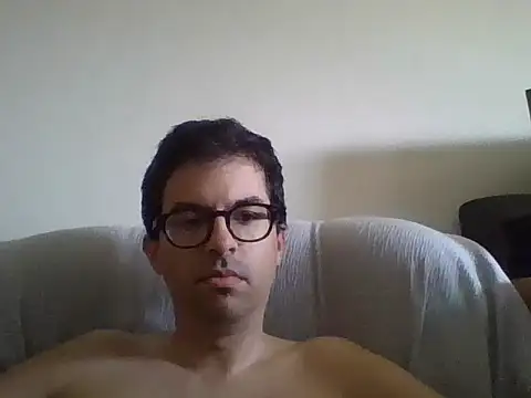 Show de RikCum4u na webcam