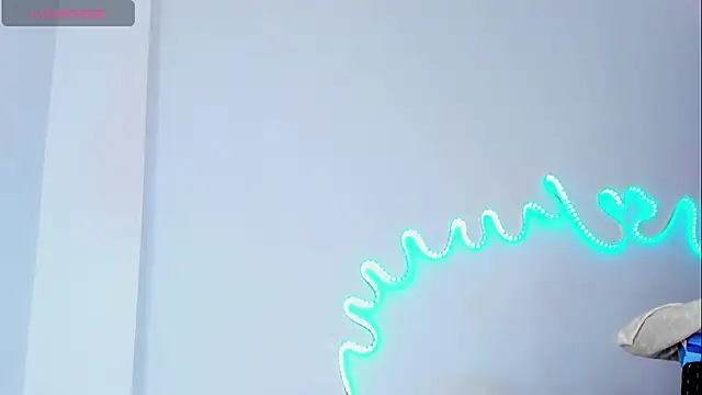 hellis_bigcock's Live XXX Chat