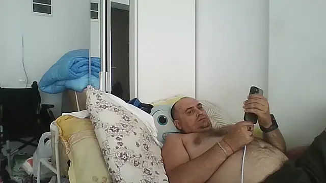 vitalik66679 Chat XXX in diretta