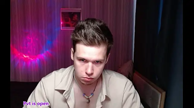 Sheldon_music Chat XXX in diretta