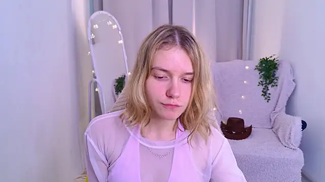 MilanaRayy 现场XXX聊天