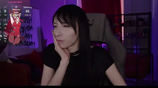 SeraphineSparda's Live XXX Chat