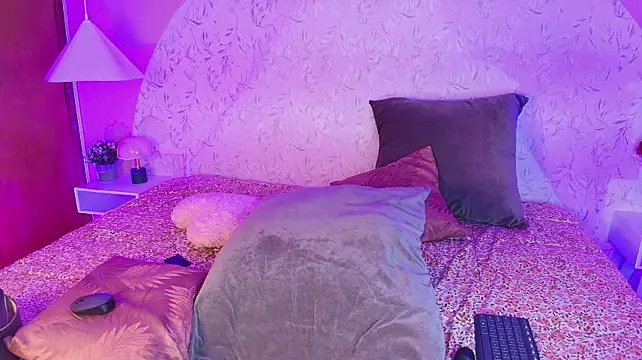 Chatroom XXX en direct de Tammara_Brm