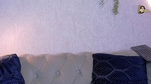 دردشة Cloee_Rainbow1 الجنسية المباش رة
