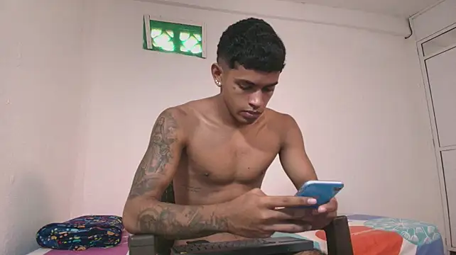 k_florez Chat XXX live