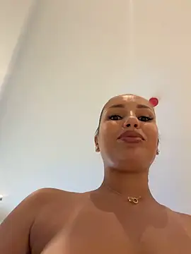 Syka0001's Live XXX Chat
