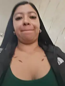Pp-ari4na03 Webcam-Show