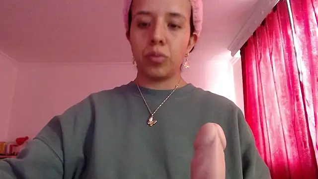 XXX chat uživo modela VALERY_MEER