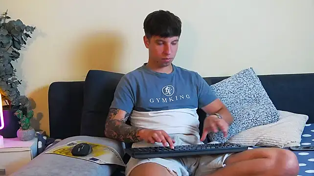 ThomasEdisonn Live XXX Chat