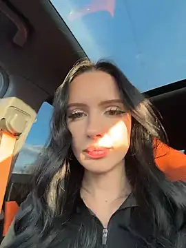 Chat XXX Live flora_off