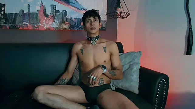 Maximoking26 XXX чат на живо