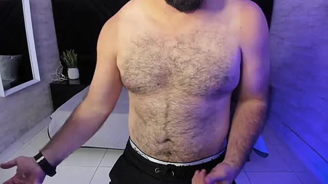 Pokazy przed kamerką – jhon_bear03