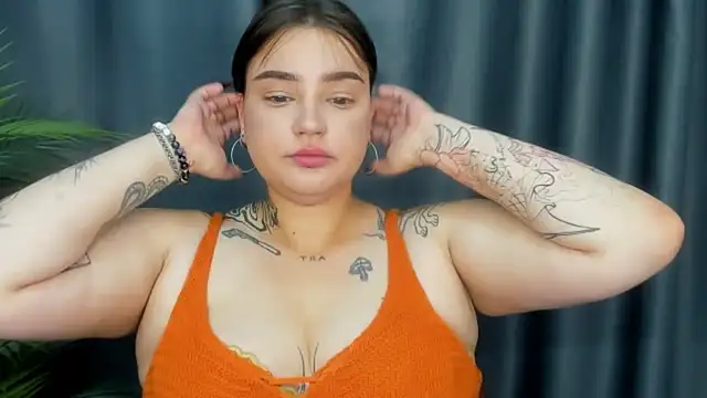 NikkiSummer's Live XXX Chat