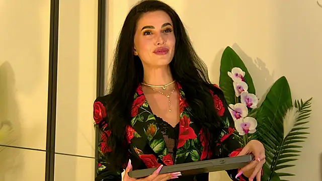 armina_red Adlı Modelin Canlı XXX Sohbeti