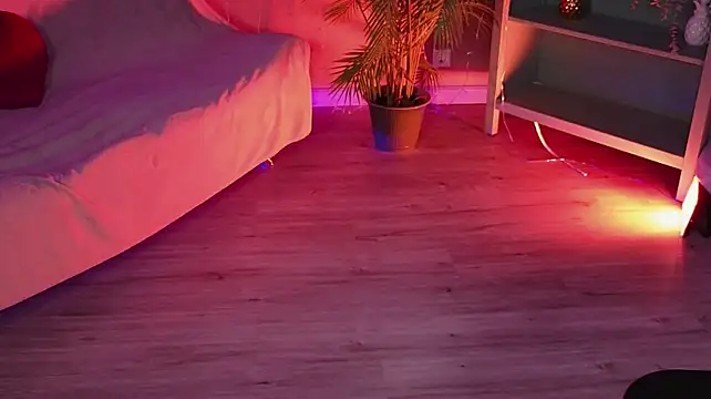 EricaWilds Show Webcam