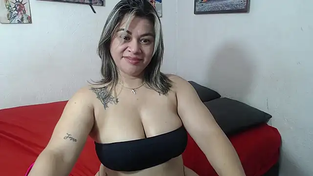 צ'אט XXX בשידור חי של pamela_echeverria