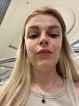 HarrietDart Live XXX-chat